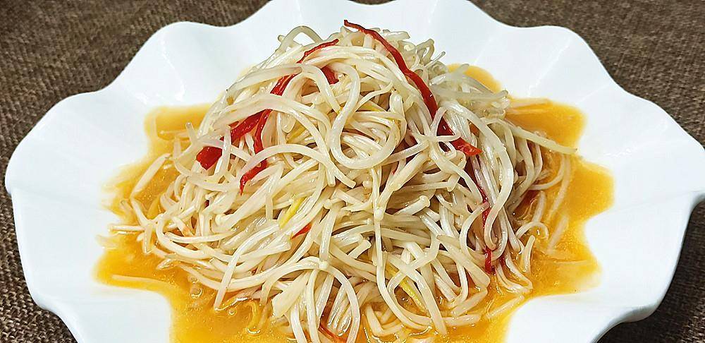 金针菇的最佳搭配(金针菇焯水的正确方法)