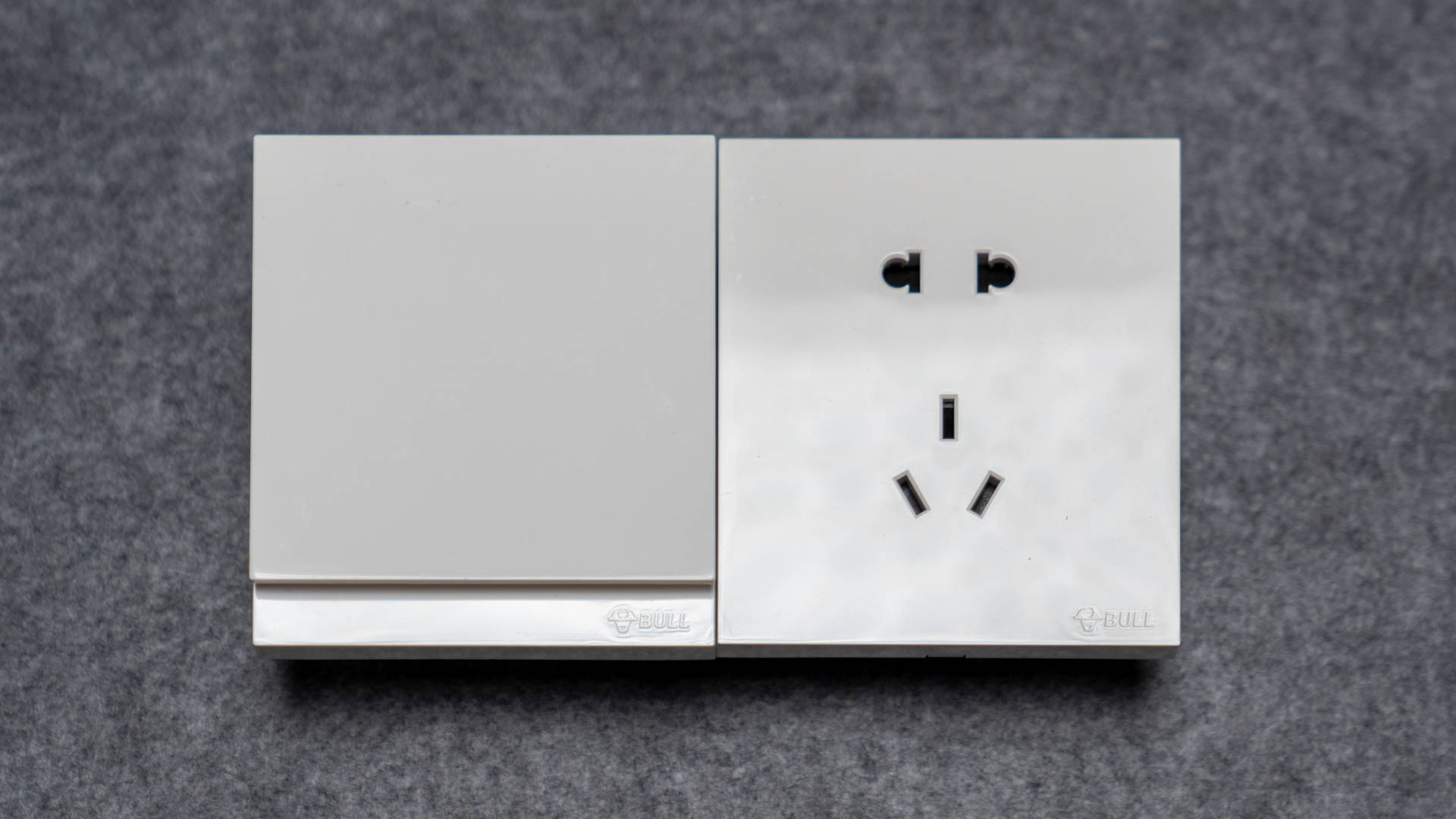 开关的英语(打开开关的英语) 开关的英语(打开开关的英语)