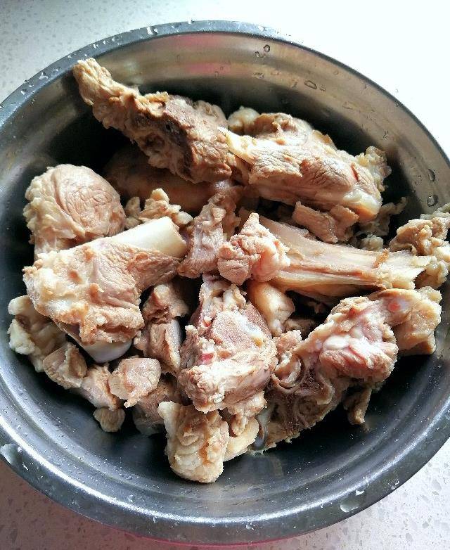 羊肉的热量(羊肉的热量高不高)