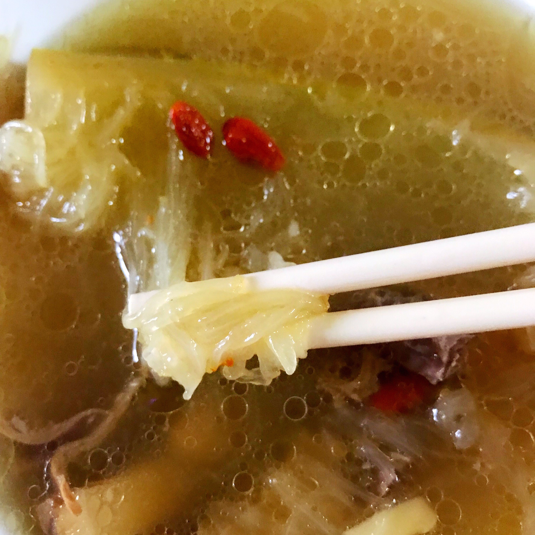 煲汤的做法(蚌肉煲汤的做法)