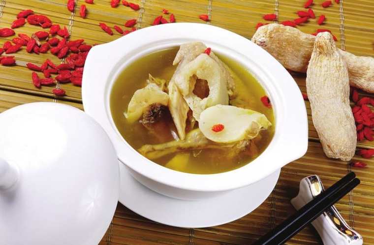 煲汤的做法(蚌肉煲汤的做法)